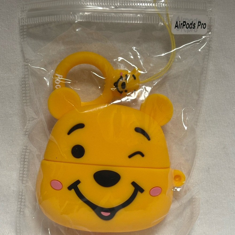 Silicone Winnie the Pooh AirPod case for AirPod Pro with keychain